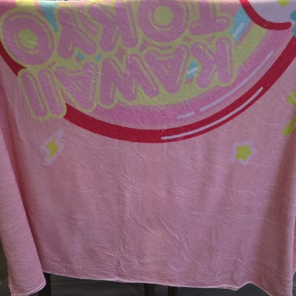 HK Mat, Blanket, Plush, Suncatcher, & Tassle - Picture 3 of 6